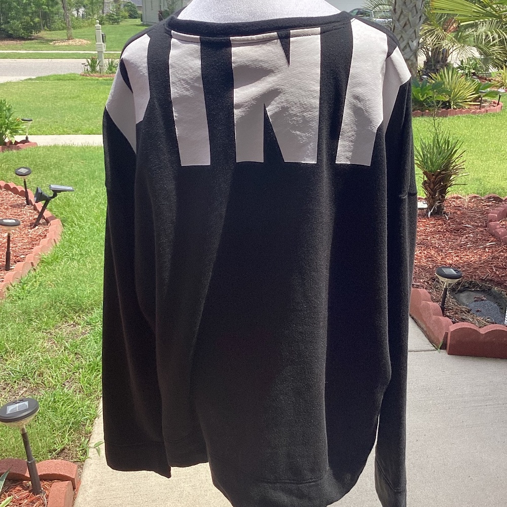 PINK VICTORIA SECRET FLEECE SWEATSHIRT ( Size: Large)